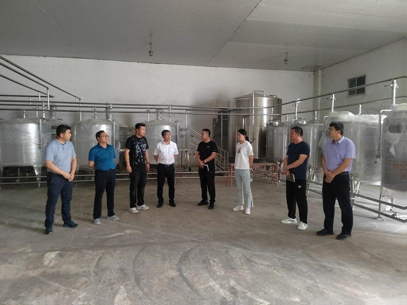 石嘴山市副市長、惠農(nóng)區(qū)委書記王宇翔蒞臨寧夏興康恒潤農(nóng)業(yè)科技發(fā)展有限公司調(diào)研